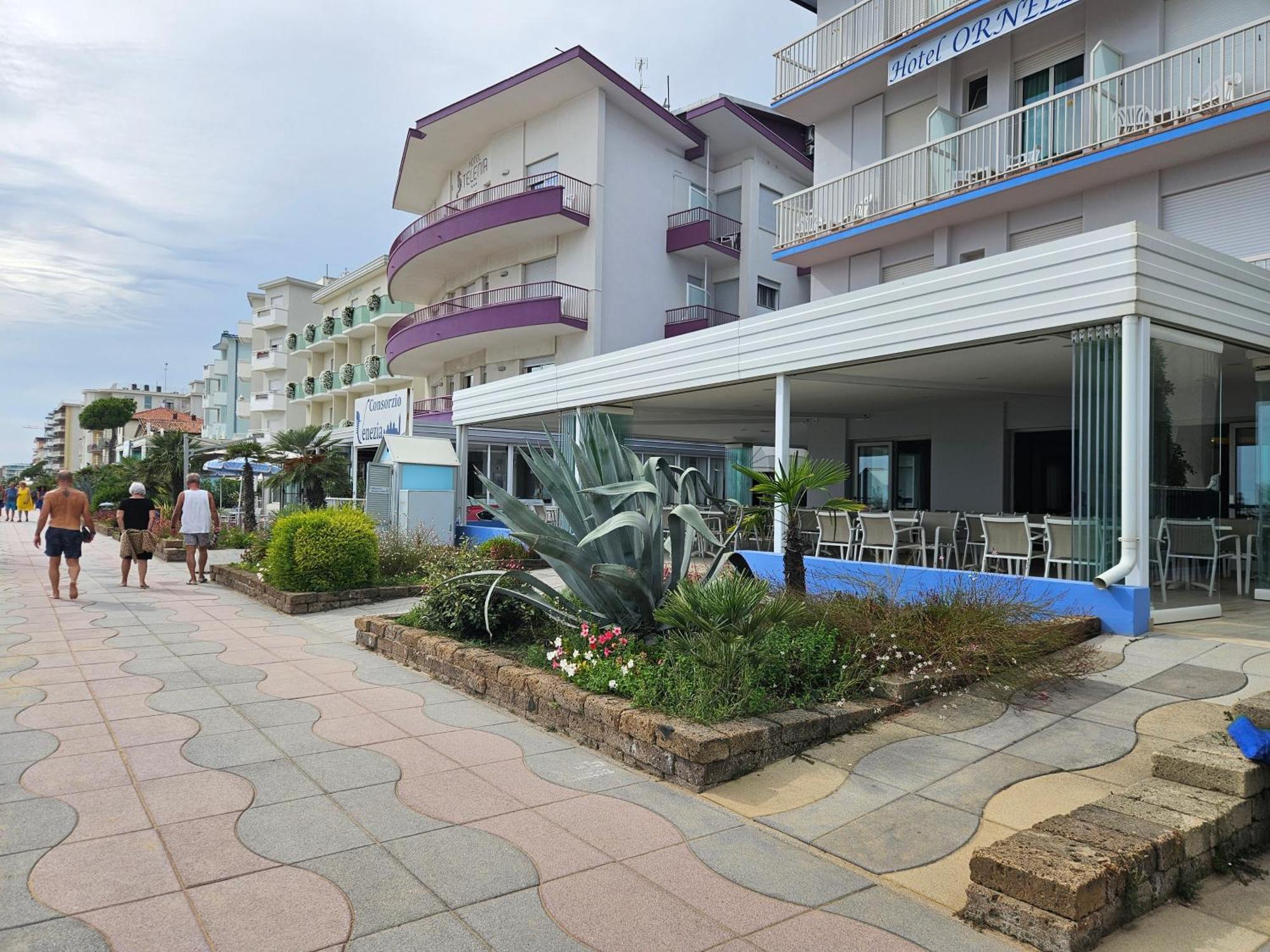 Hotel Ornella Lido di Jesolo Esterno foto
