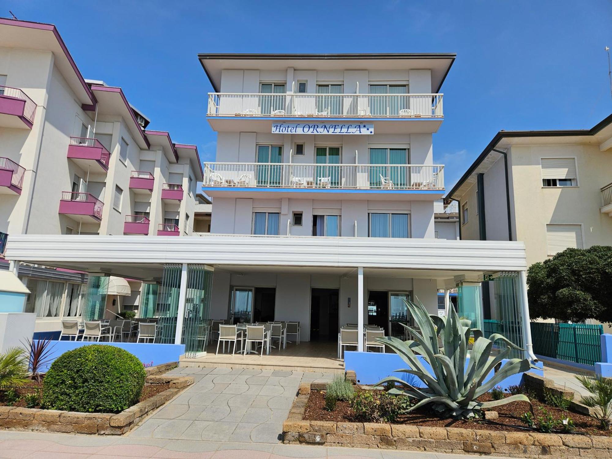Hotel Ornella Lido di Jesolo Esterno foto