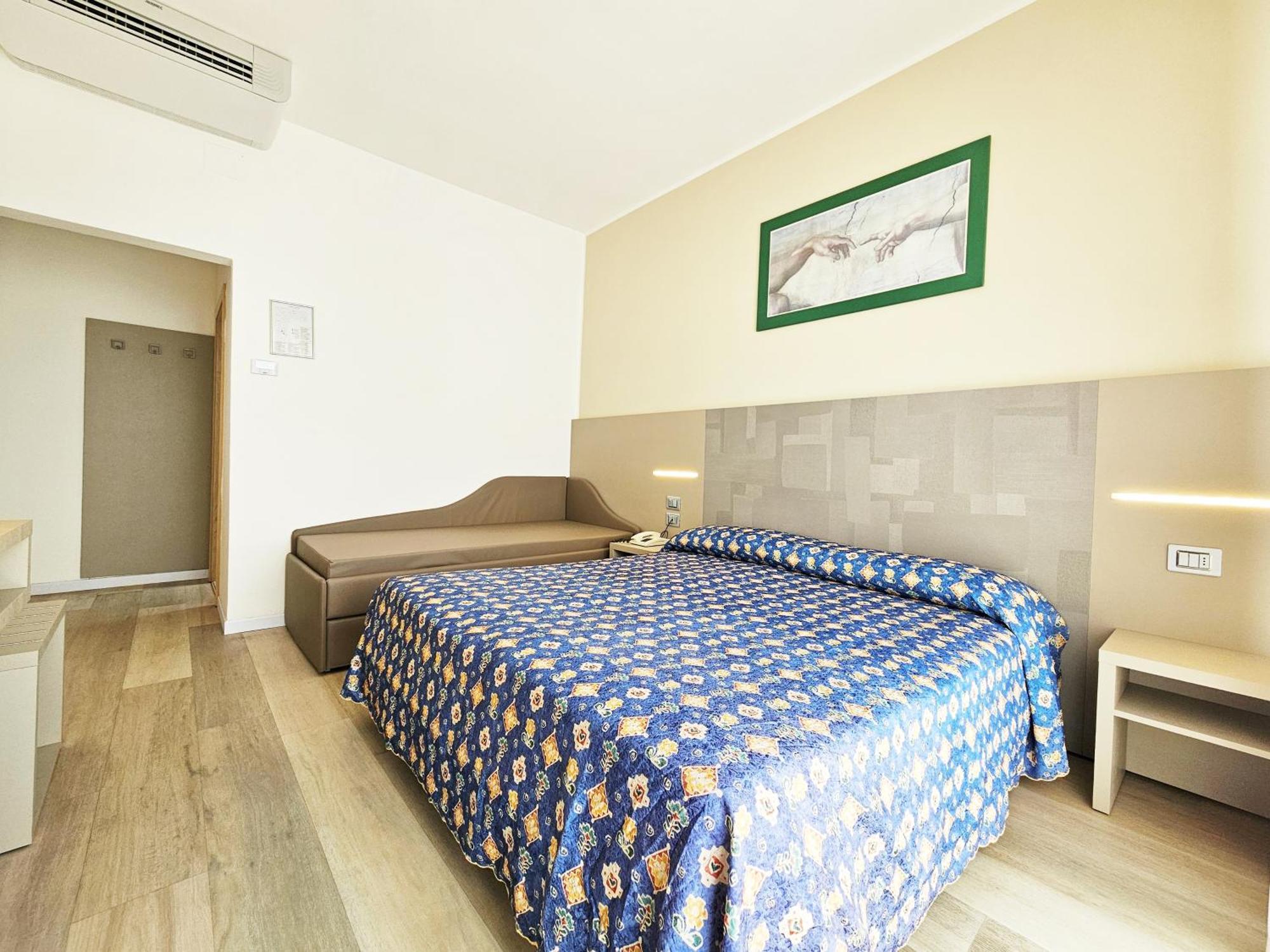 Hotel Ornella Lido di Jesolo Esterno foto