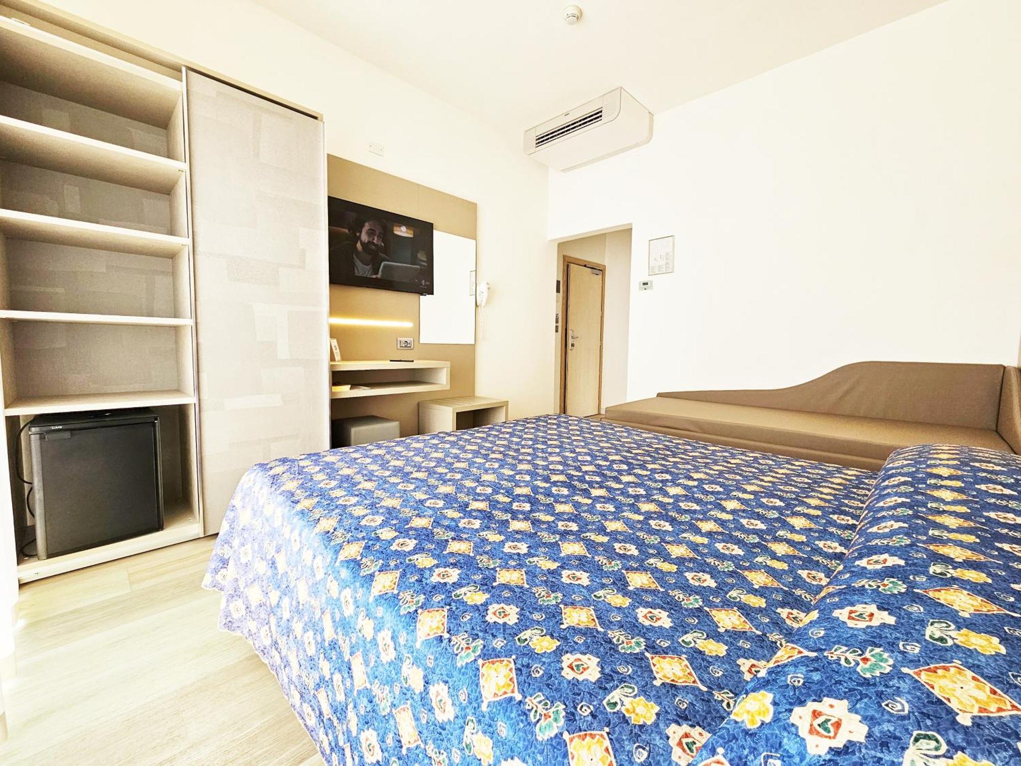 Hotel Ornella Lido di Jesolo Esterno foto